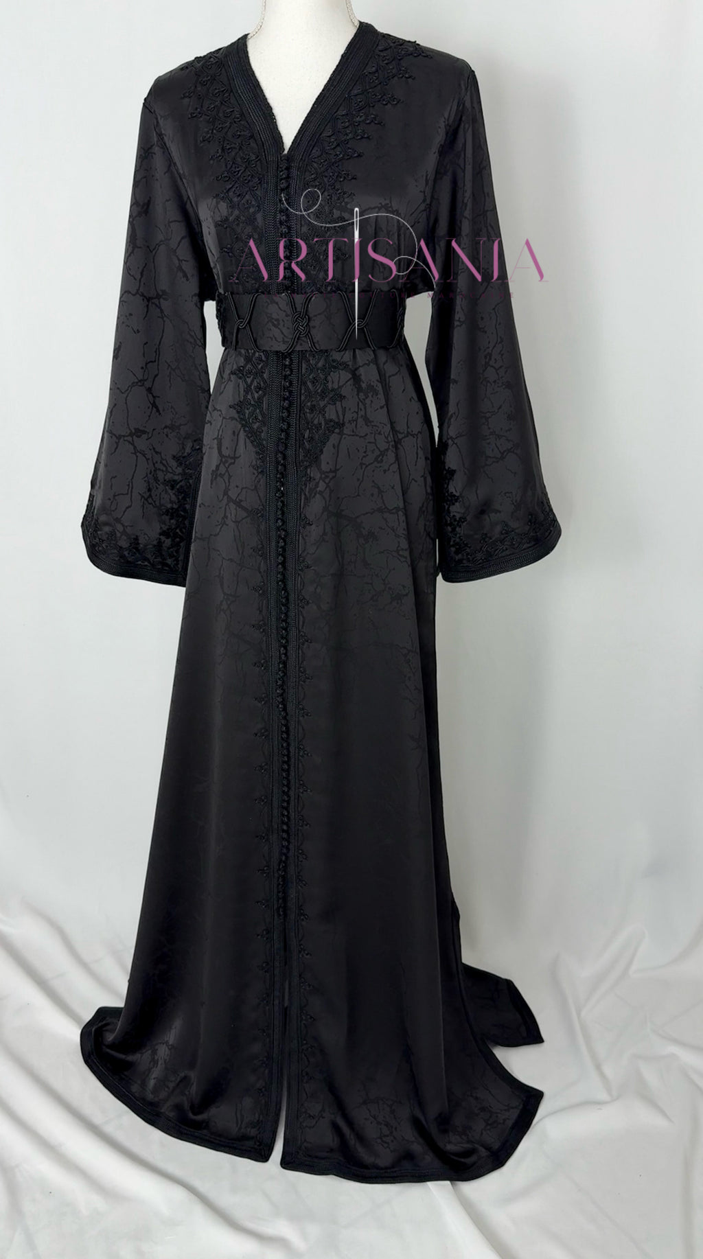 Caftan marocain modèle "Najwa" - tissu Kamkha collection Été 2026 ☀️