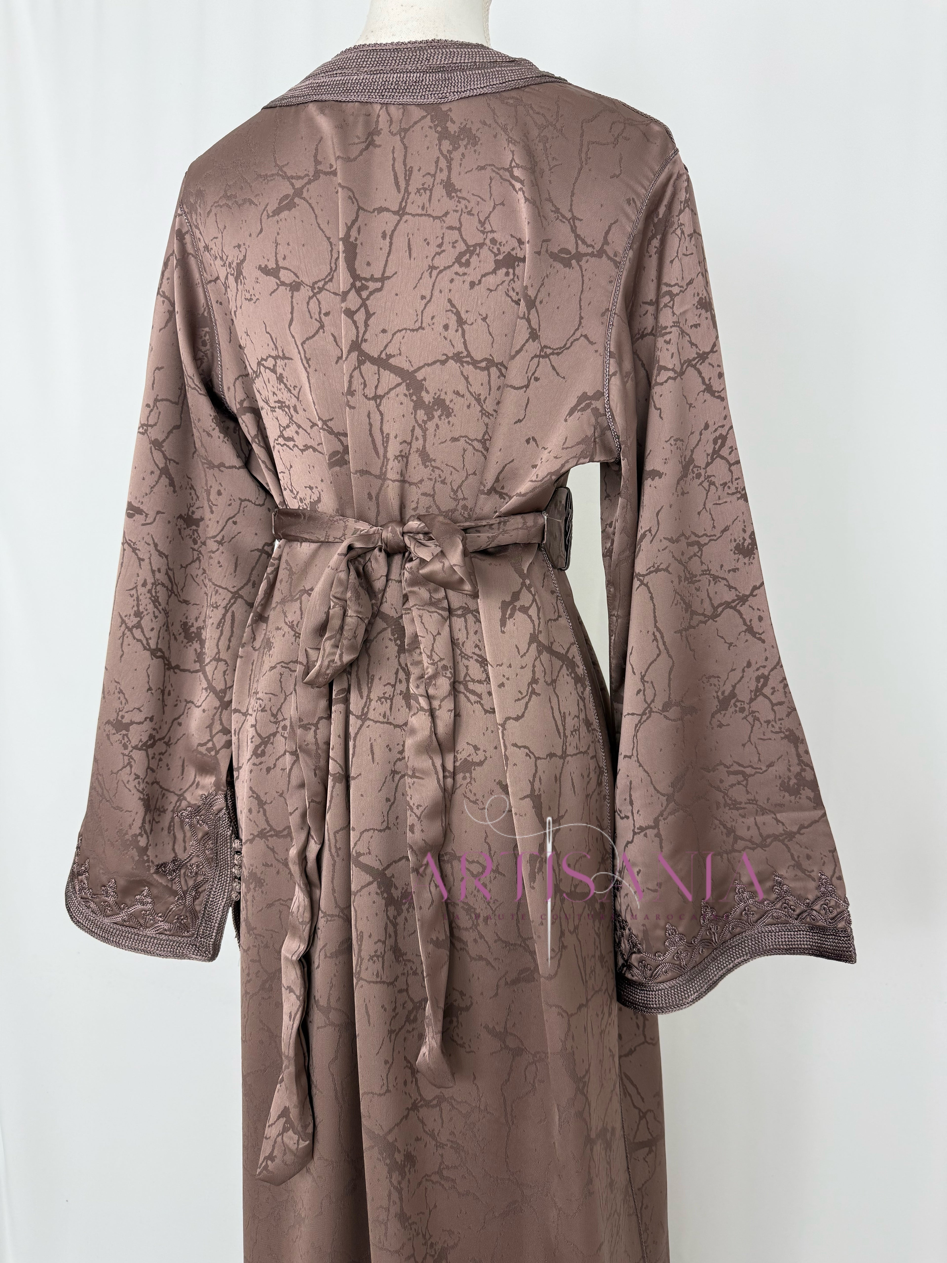 Caftan marocain modèle "Najwa" - tissu Kamkha collection Été 2026 ☀️